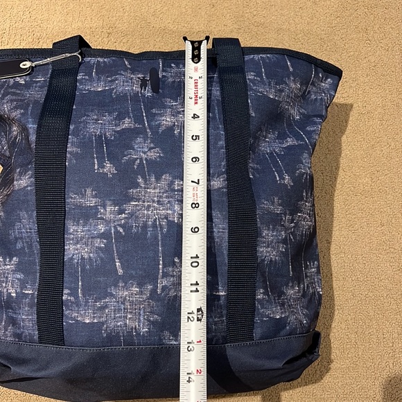 Johnnie-O Tote Bag NWT - Picture 7 of 7